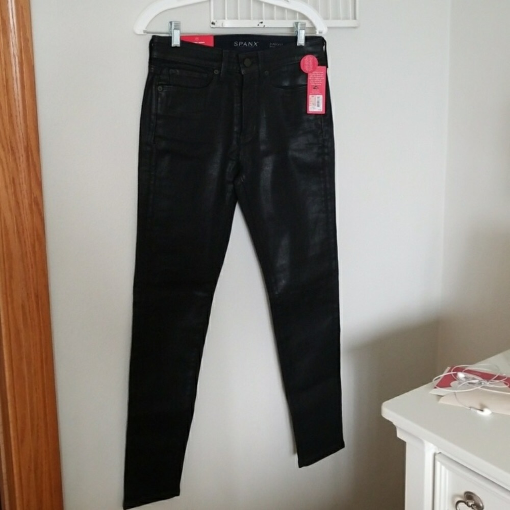 Spanx 5 pocket Skinny Black Lacquer NWT